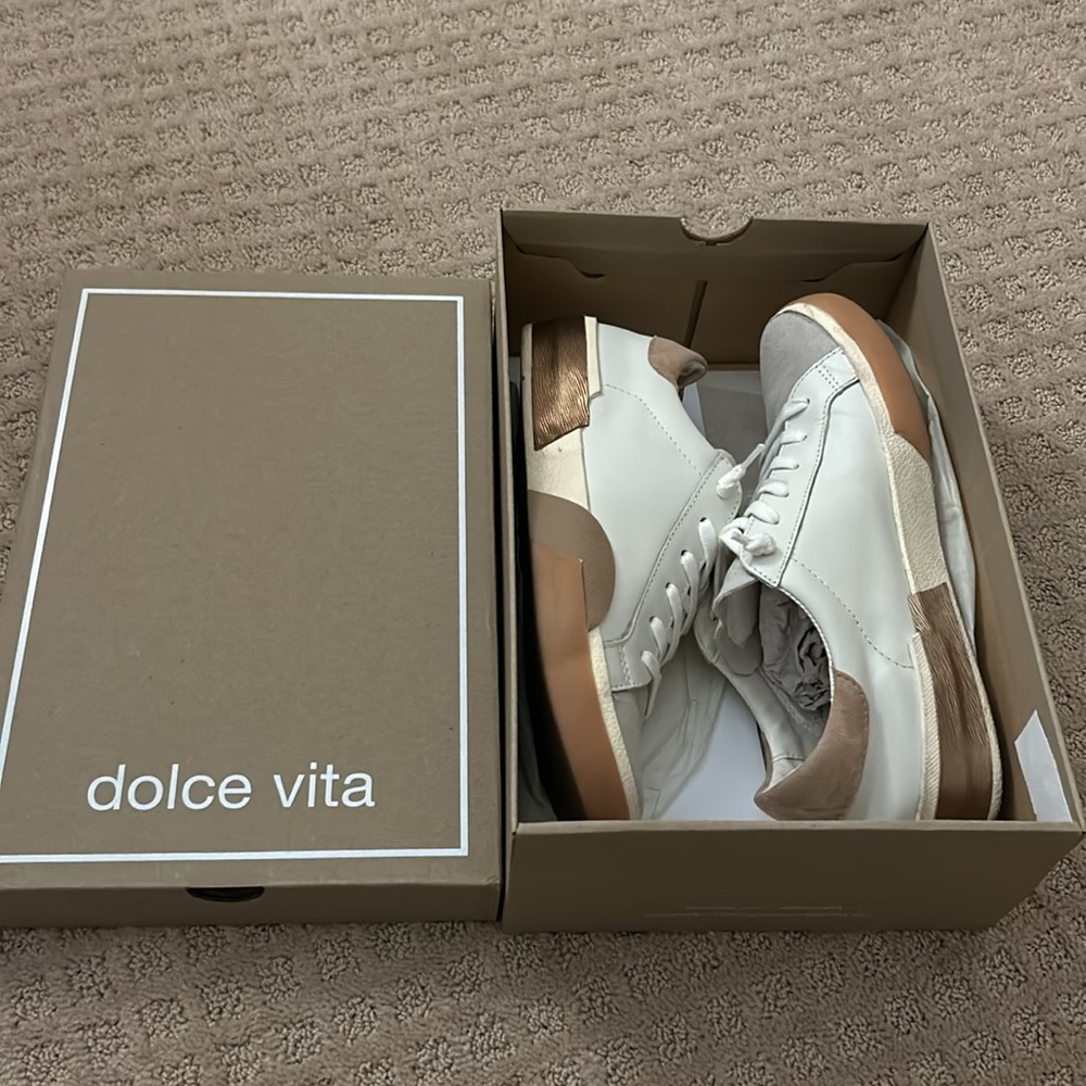 Dolce vita Zina sneaker 7.5